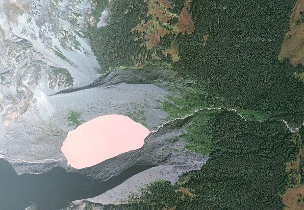 dusty-rose-lake-canada (1)