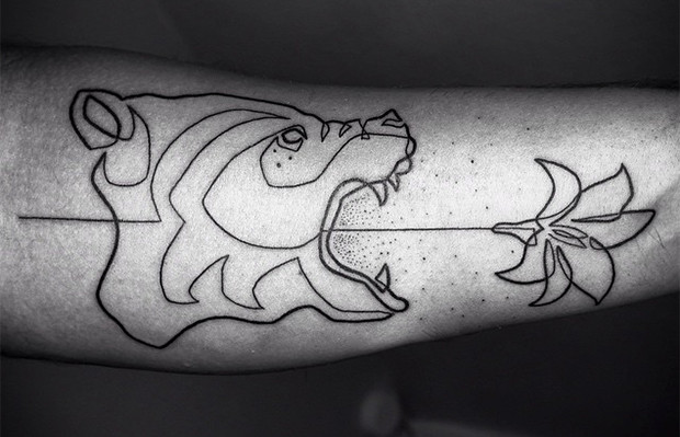 tattoo friday mo ganji linhas tatuagens estilizadas urso flor