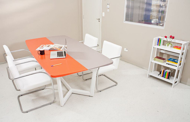 mudança cor mesa escritório trabalho laranja