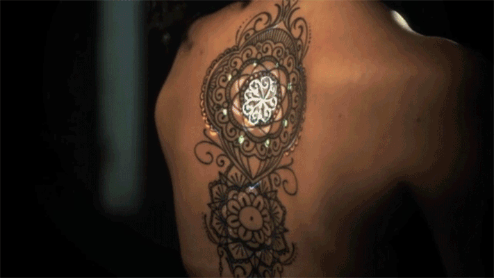 Ink Mapping: Em Lisboa, tatuagens ganham vida através de um fantástico mapeamento de vídeo - FTCMAG